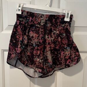Women's workout shorts size 4 lululemon